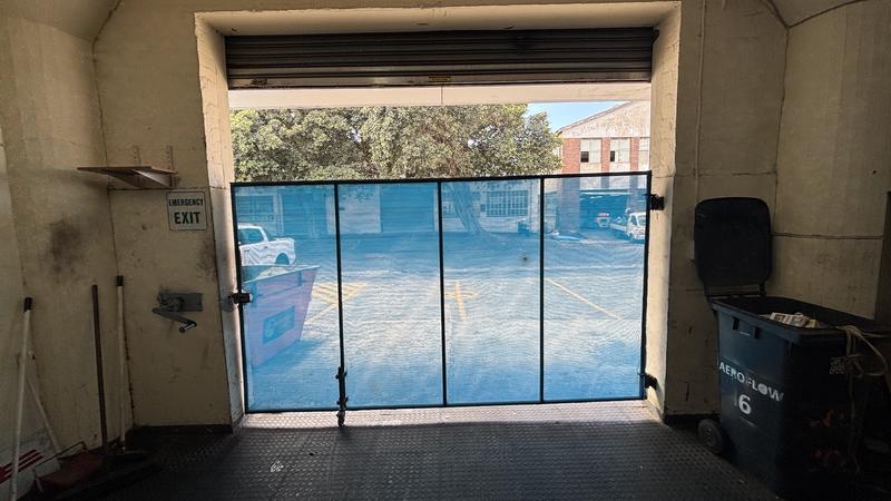 To Let commercial Property for Rent in Paarden Eiland Western Cape